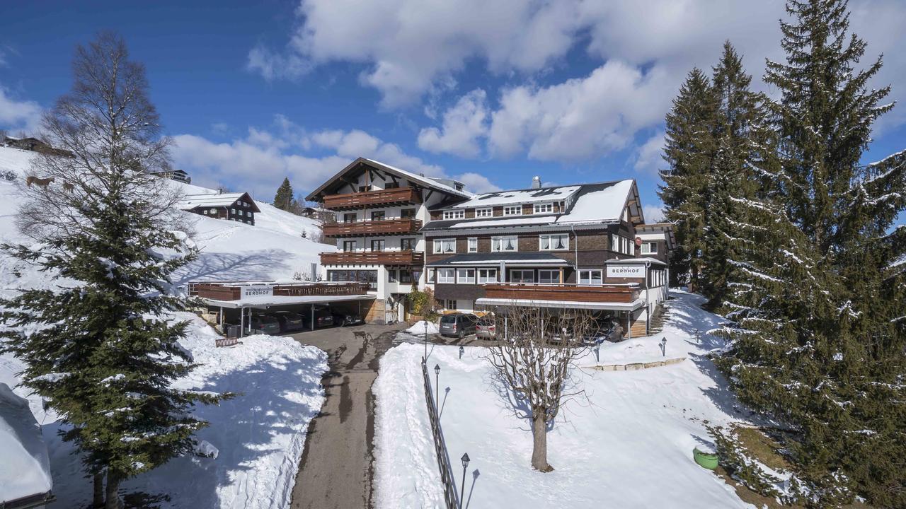 Der Berghof Aparthotel Hirschegg  Exterior foto